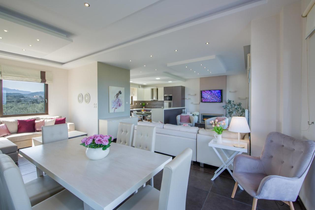 Villa Elisabeth View Gerani  ภายนอก รูปภาพ