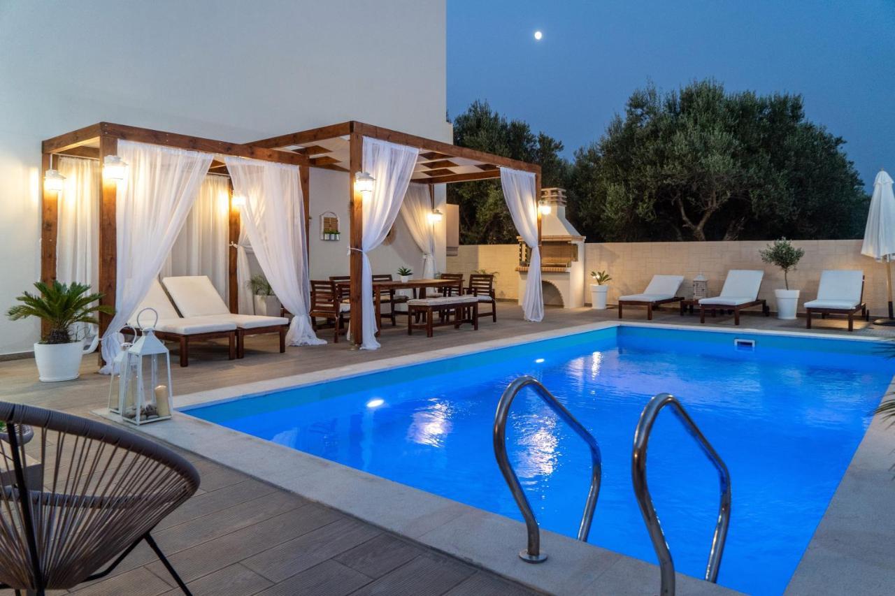 Villa Elisabeth View Gerani  ภายนอก รูปภาพ